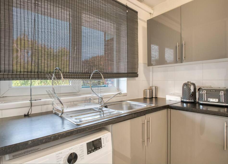 Kings Cross Apartment 4 Br لندن المظهر الخارجي الصورة